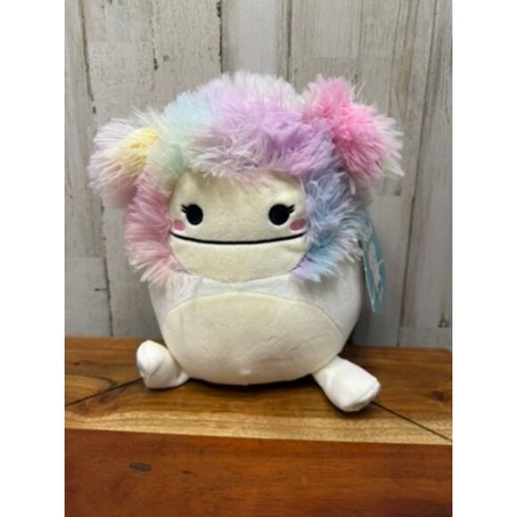 NWT Squishmallows Zaylee the Bigfoot Yeti 8" Plush Toy‎ Multicolor - Picture 1 of 6